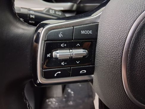 Used 2021 Kia Sorento S w/ Panoramic Sunroof Package FWD image 16