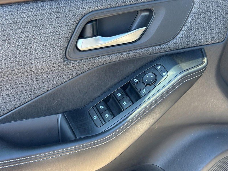 Used 2021 Nissan Rogue SV FWD image 18
