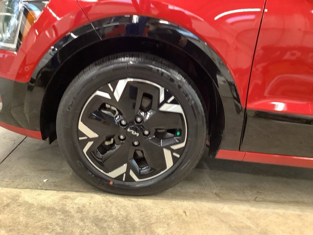 Certified 2025 Kia Niro Wave w/ Wave Preserve Package FWD image 21