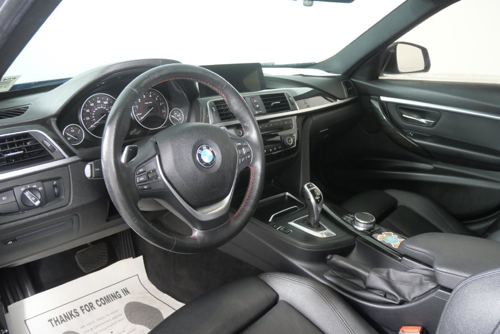 Used 2018 BMW 330i Sedan w/ Convenience Package RWD image 13