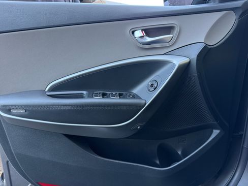 Used 2018 Hyundai Santa Fe Sport FWD image 13