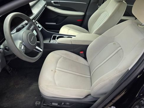 Used 2025 Hyundai Sonata SEL FWD image 9