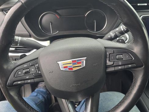 Used 2019 Cadillac XT4 Premium Luxury w/ Cold Weather Package AWD/4WD image 13