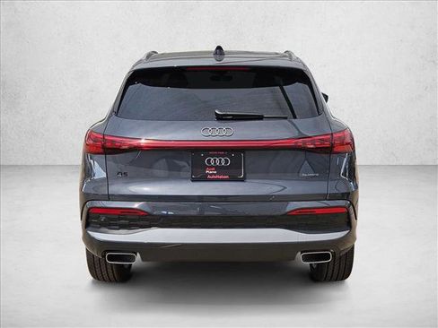 Used 2025 Audi Q5 Premium w/ Premium Plus AWD/4WD image 7