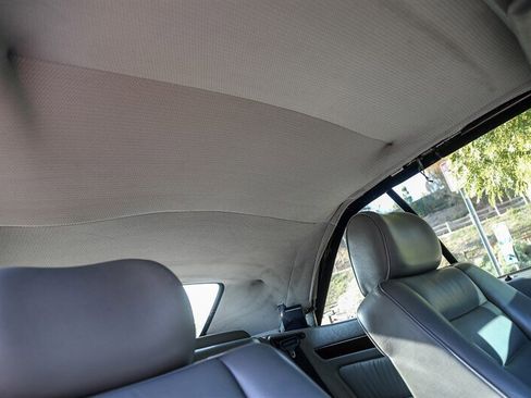 Used 1995 Mercedes-Benz E 320 Convertible image 58