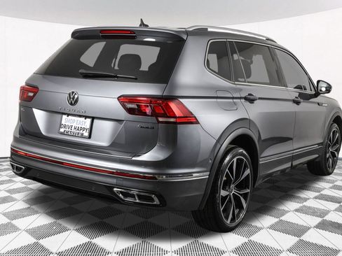 Used 2023 Volkswagen Tiguan SEL R-Line AWD/4WD image 14