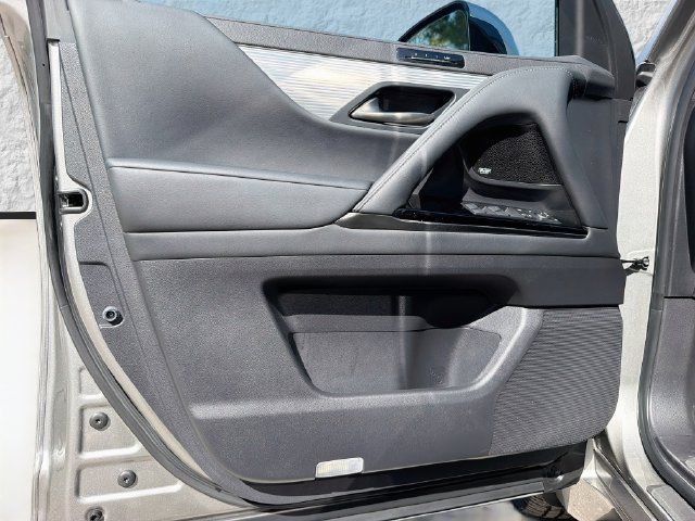 Used 2023 Lexus LX 600 F Sport w/ Accessory Package (A2) AWD/4WD image 24