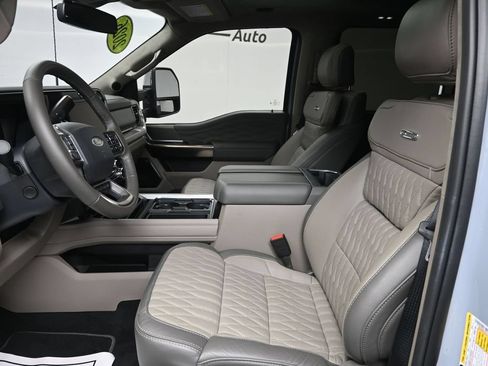 Used 2026 Ford F250 Platinum w/ Platinum Plus Package AWD/4WD image 16