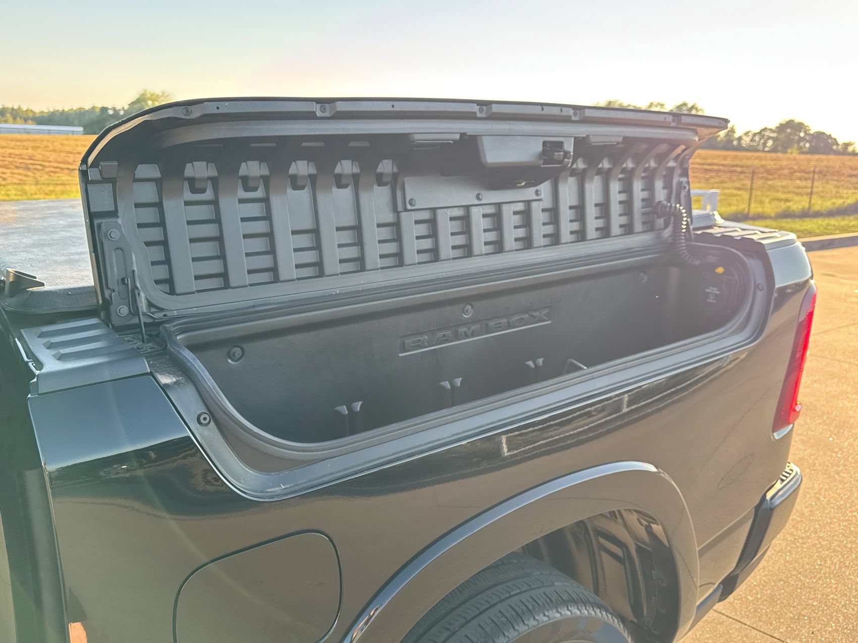 Used 2025 RAM 1500 Limited AWD/4WD image 24