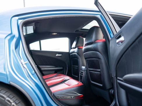 Used 2020 Dodge Charger Scat Pack w/ Driver Convenience Group image 18