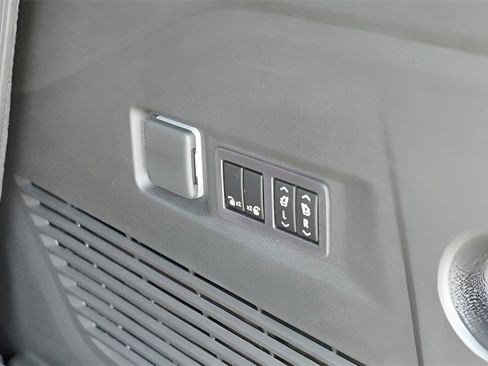 New 2026 GMC Yukon Denali image 29