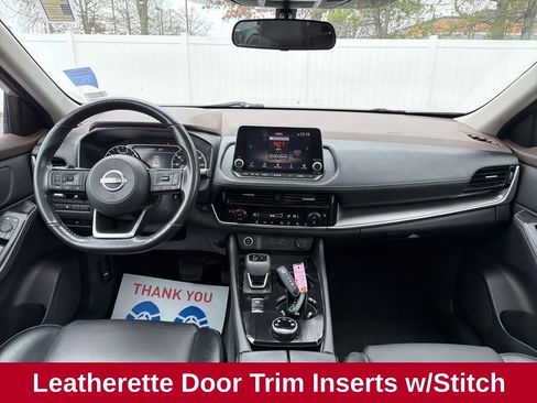 Used 2023 Nissan Rogue SV w/ SV Premium Package image 14