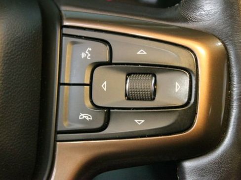 Used 2022 Chevrolet Silverado 1500 High Country AWD/4WD image 24