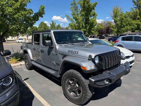 Used 2021 Jeep Gladiator Sport AWD/4WD image 3