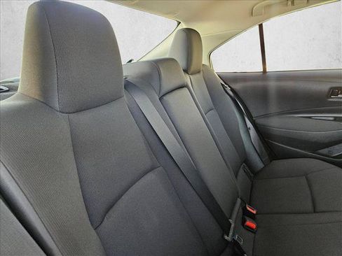 Used 2025 Toyota Corolla LE FWD image 15