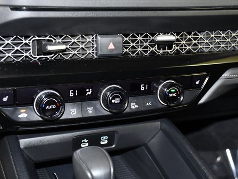 Used 2025 Honda Accord EX-L image 25