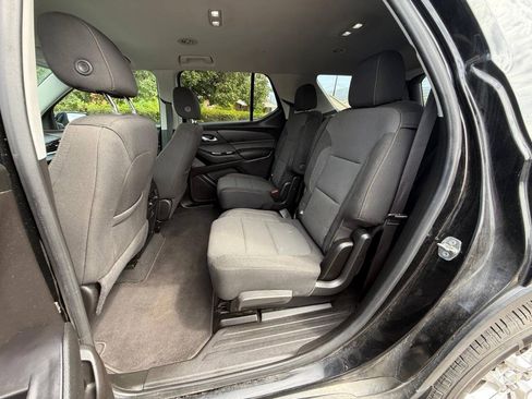 Used 2019 Chevrolet Traverse LT FWD image 10