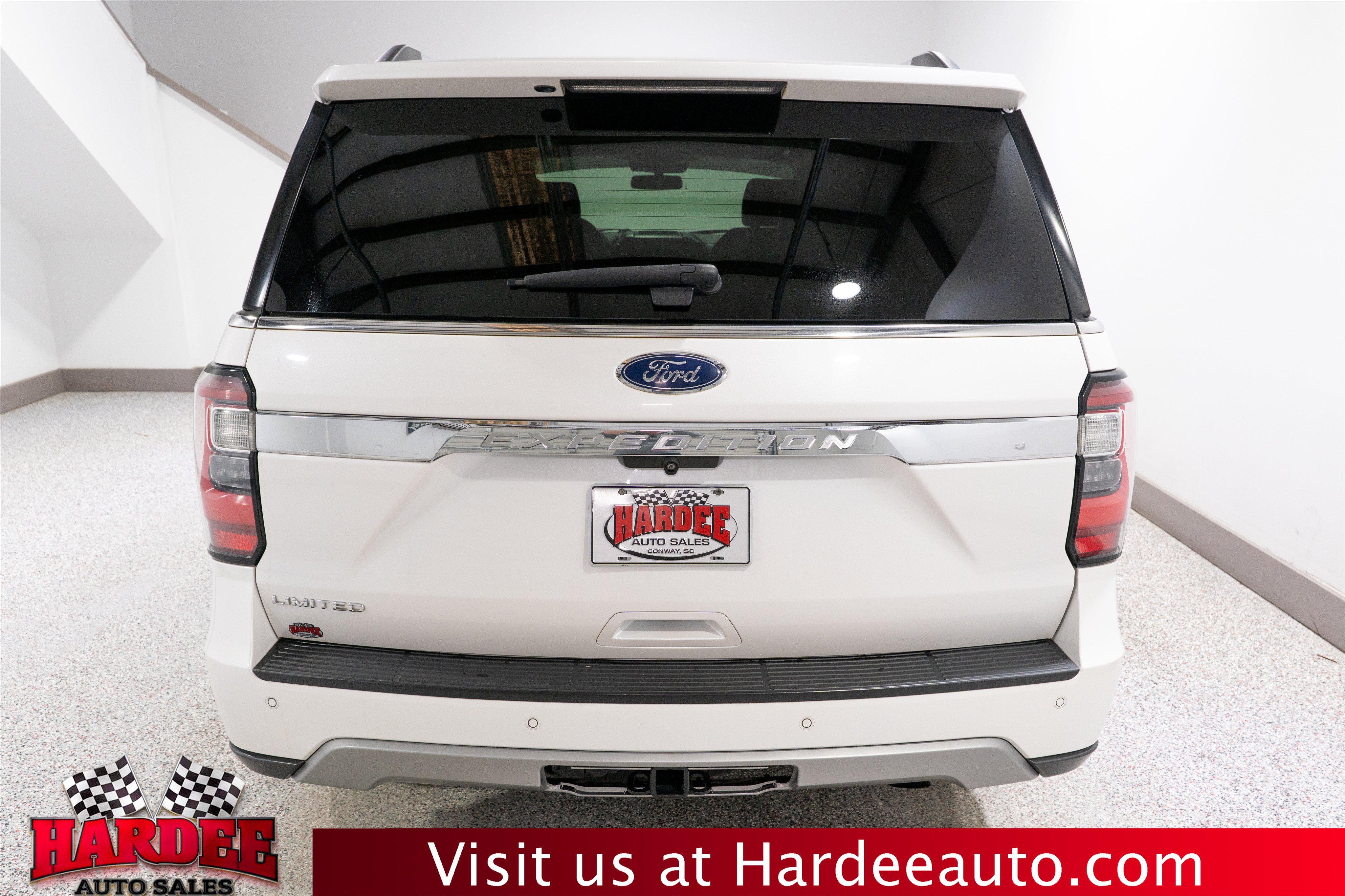 Used 2019 Ford Expedition Limited w/ Equipment Group 302A RWD image 4