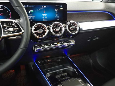 Used 2023 Mercedes-Benz GLB 250 GLB 250 image 34