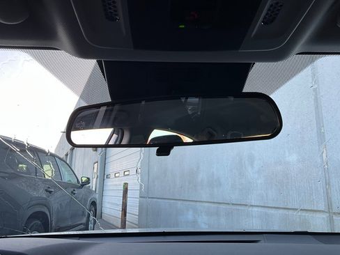 Used 2025 Toyota Camry LE image 17