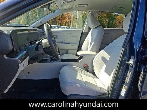 Certified 2025 Hyundai Kona SEL image 13