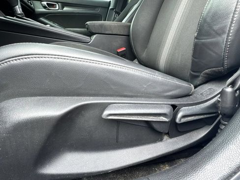 Used 2023 Honda Civic Sport image 10