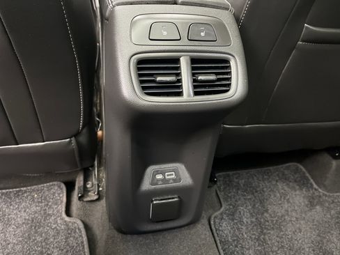 Used 2023 Buick Envision Avenir image 13