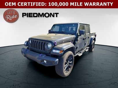 Used 2024 Jeep Gladiator Sport