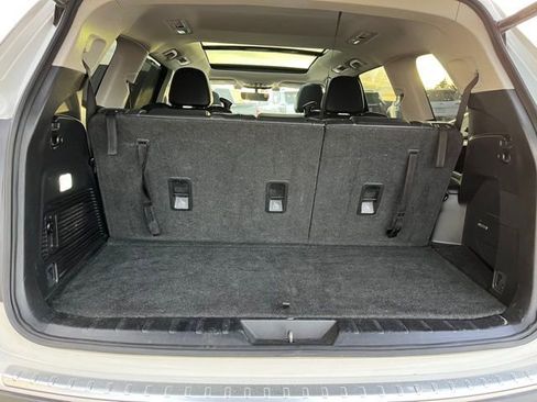 Used 2019 Subaru Ascent Limited image 34