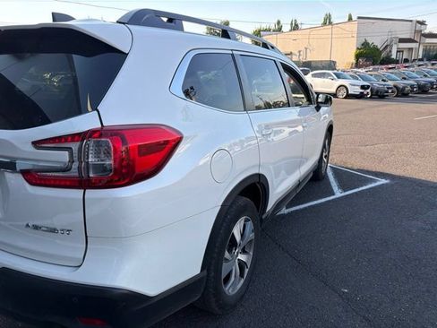 Used 2023 Subaru Ascent Premium w/ Convenience Package AWD/4WD image 8