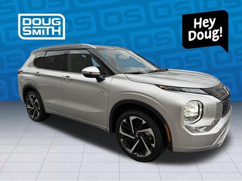 New 2025 Mitsubishi Outlander SEL image 5