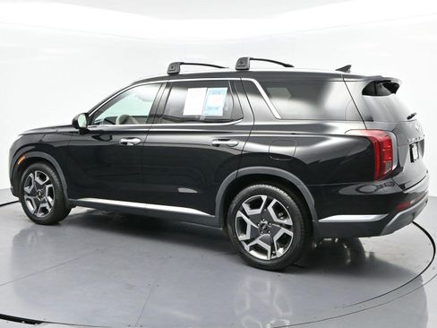 Used 2023 Hyundai Palisade Limited AWD/4WD image 5