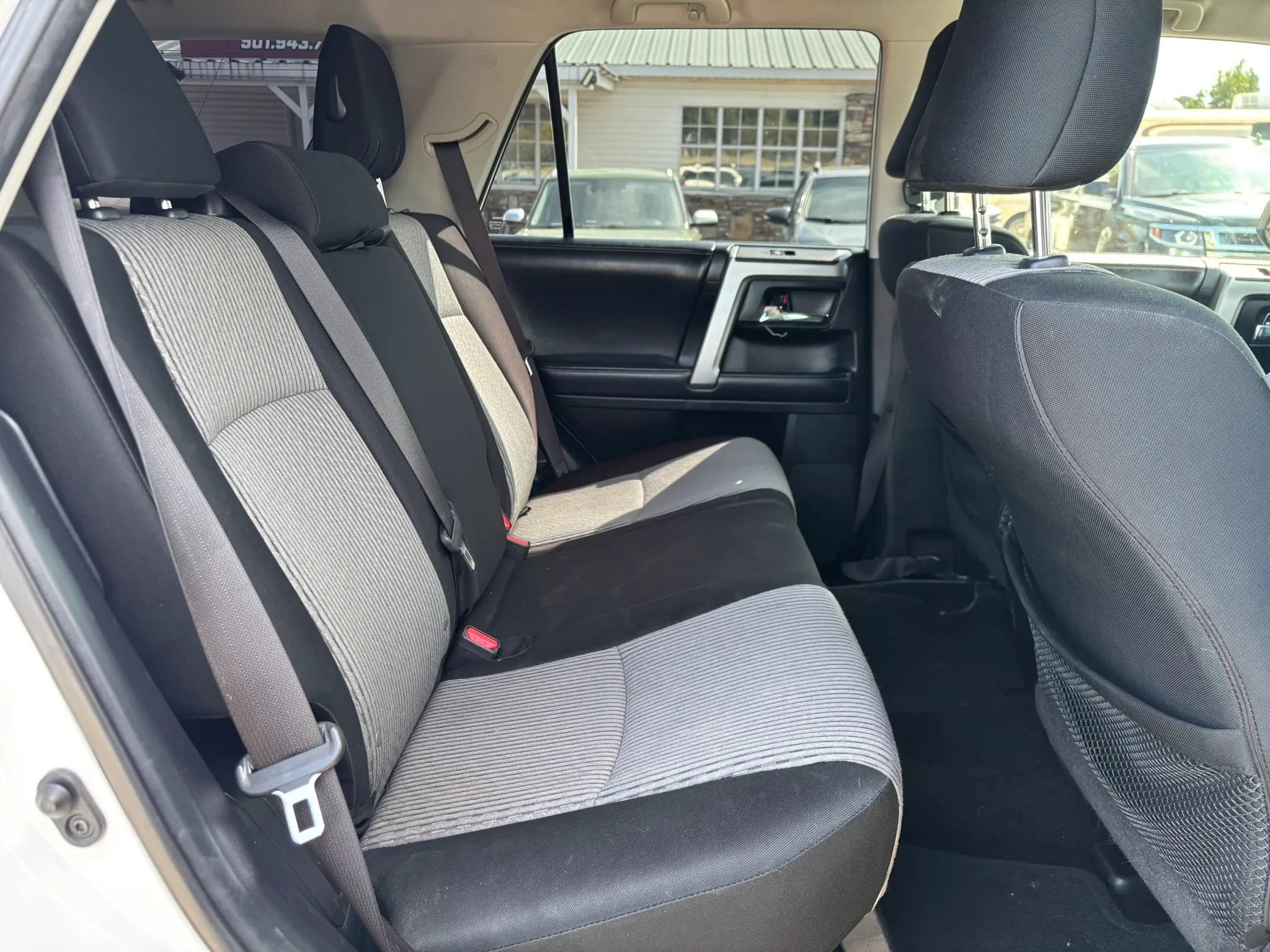 Used 2019 Toyota 4Runner SR5 AWD/4WD image 20