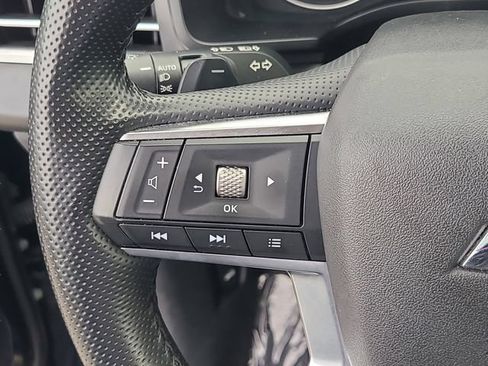 Used 2024 Mitsubishi Outlander SE AWD/4WD image 24