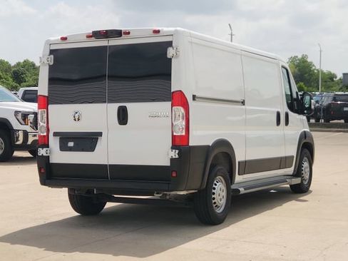 Used 2025 RAM ProMaster 2500 w/ U-Haul Equipment Group FWD image 5