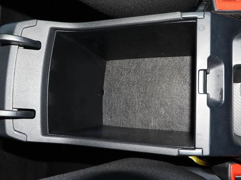 Used 2025 Kia K4 FWD image 25