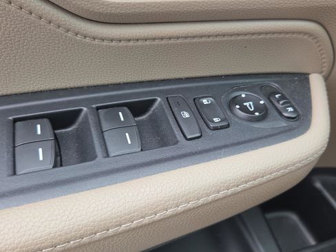 Used 2019 Honda Odyssey EX image 19