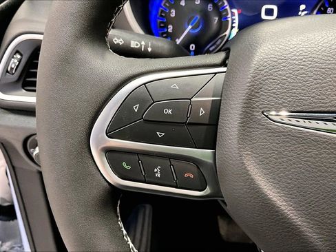 New 2026 Chrysler Voyager LX image 13