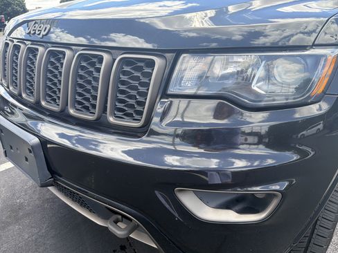 Used 2016 Jeep Grand Cherokee Limited 75th Anniversary AWD/4WD image 4