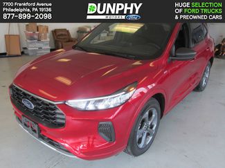 Used 2023 Ford Escape ST-Line image 1