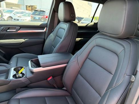 New 2026 GMC Terrain Elevation image 18