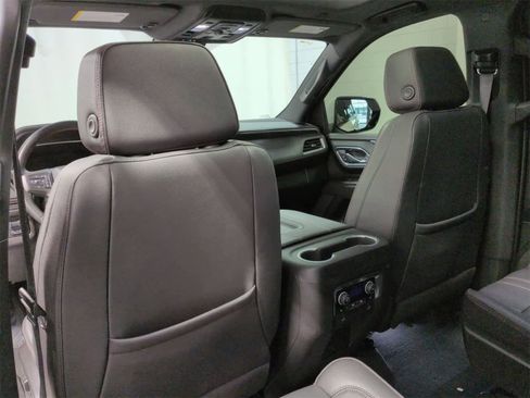 Used 2023 Chevrolet Tahoe RST w/ Luxury Package image 19