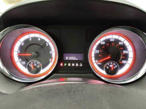 Used 2019 Dodge Grand Caravan SE w/ UConnect Hands-Free Group FWD image 23