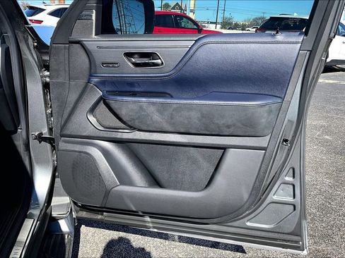 New 2026 INFINITI QX80 SPORT image 20