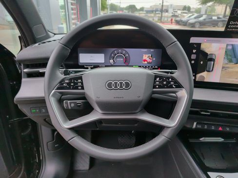 Used 2026 Audi Q3 quattro 2.0T AWD/4WD image 19