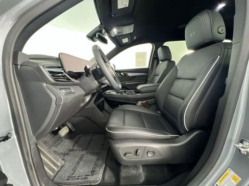 Used 2026 Buick Enclave Sport Touring FWD image 19