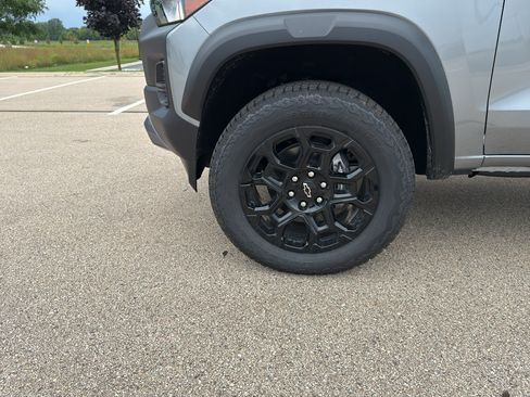 New 2026 Chevrolet Colorado Trail Boss AWD/4WD image 8