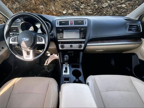 Used 2016 Subaru Outback 2.5i Limited image 14
