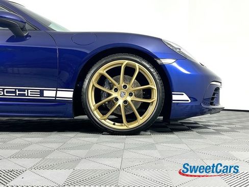 Used 2024 Porsche 718 Cayman image 36