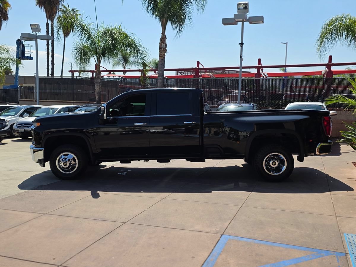 Used 2022 Chevrolet Silverado 3500 LTZ w/ LTZ Plus Package AWD/4WD image 8